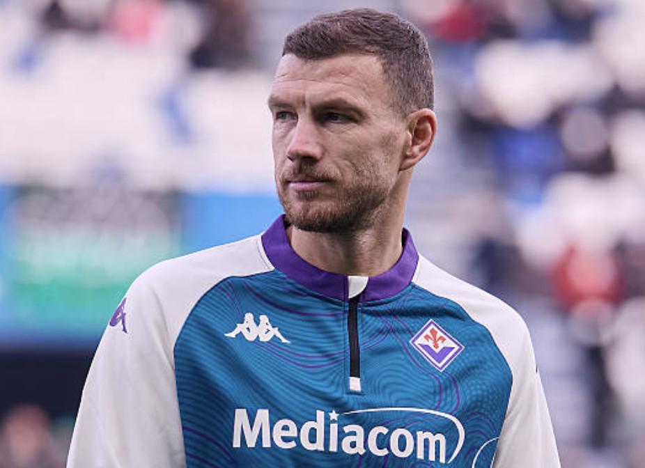 皇冠体育登录入口-德天空：沙尔克04无需向紫百合支付哲科转会费，只需支付奖金